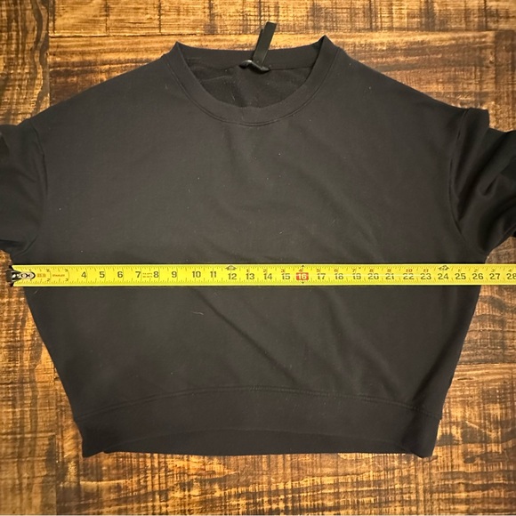 MPG Sport Serene Relaxed Pullover- EUC - Picture 5 of 7